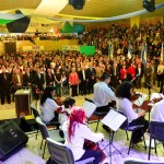 El acto central contó con una importante convocatoria de ciudadanos de Madryn